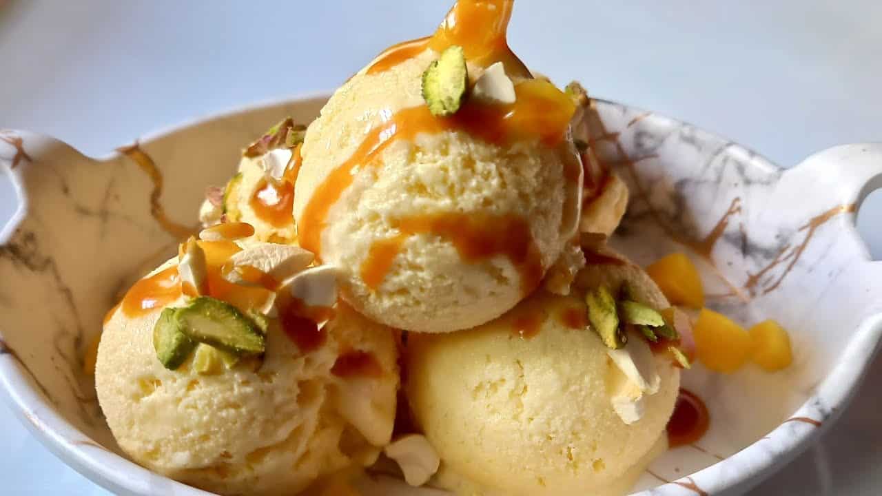 تصویر 1 از بستنی میوه ای تابستانی با انواع میوه ها